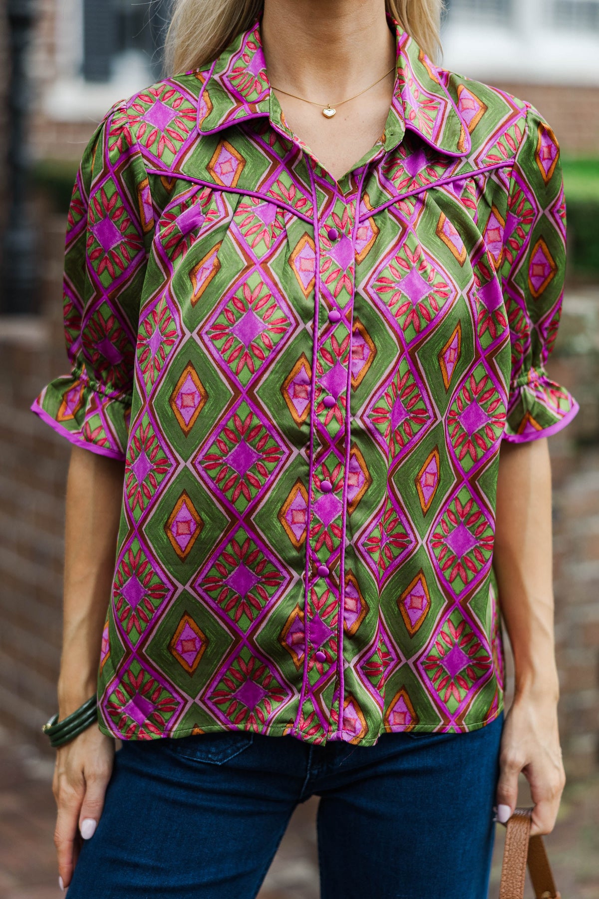 The Weekend Wander Olive Blouse – Shop the Mint