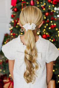 Girls: Pretty in Pearls White Scrunchie