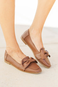 Strolling Through Town Brown Bow Flats