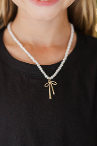 Girls: Pretty Little Pearl Bow Necklace