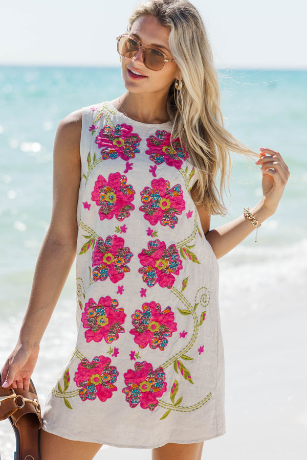 THML: Put Together Pretty Cream Embroidered Shift Dress – Shop the Mint
