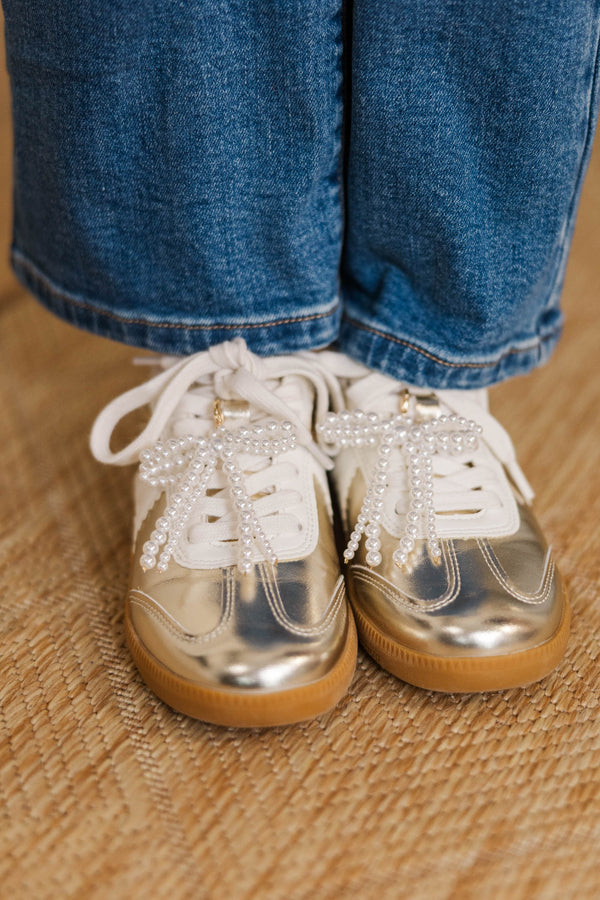 Girls: All The Grace White Pearl Bow Shoe Charm