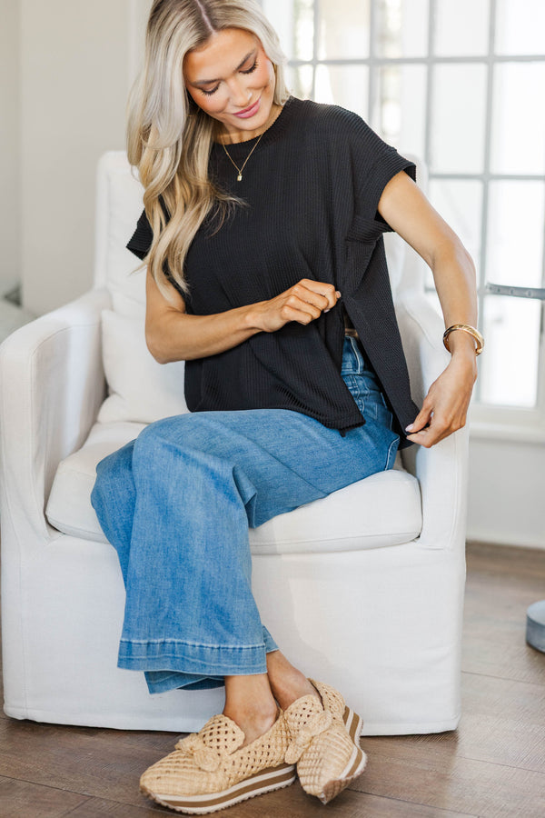 NURSING COLLECTION: Catch On Black Ribbed Top