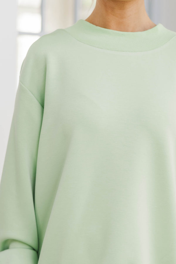 The Everyday Edit Green Mock Neck Sweatshirt