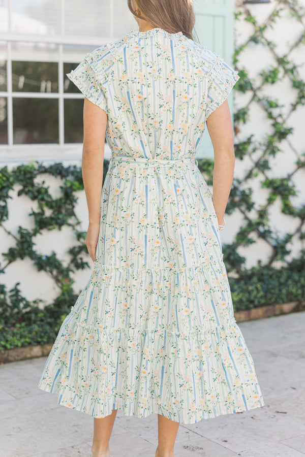 Always Flattering Light Blue Floral Midi Dress