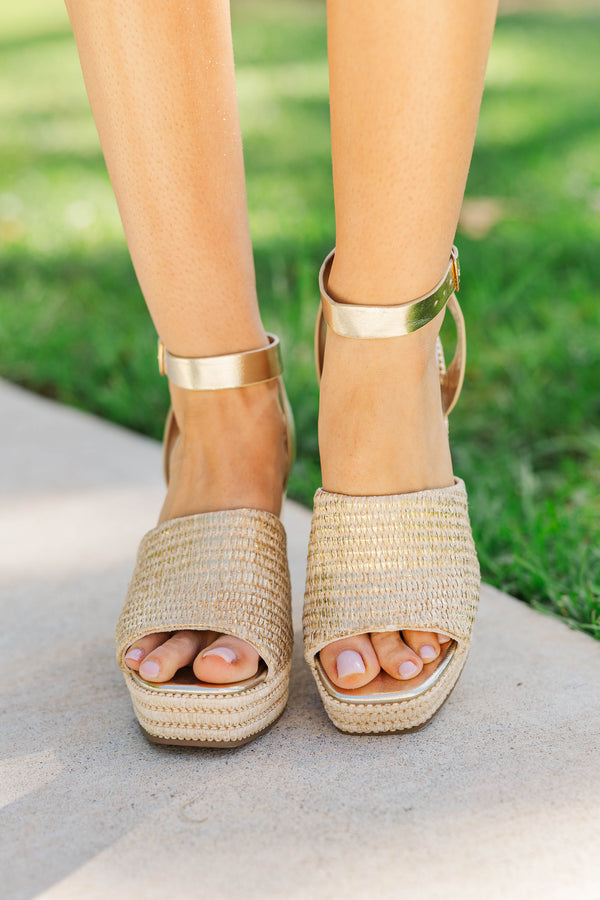 Lovely And Wearable Gold Wedge