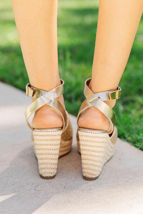 Lovely And Wearable Gold Wedge