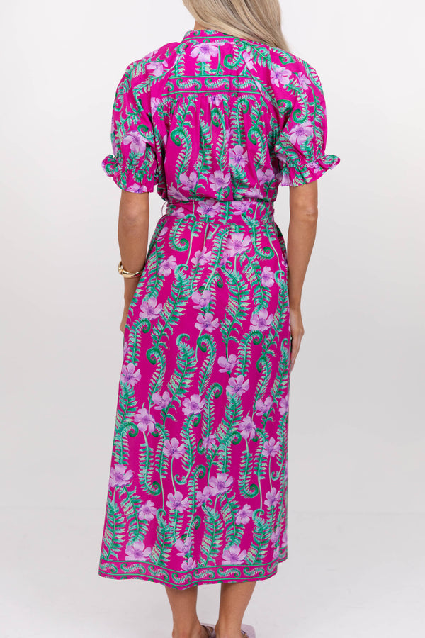 Outfit Solved Pink Floral Midi Dress