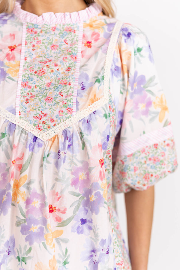 Effortlessly Worn Pink Floral Blouse