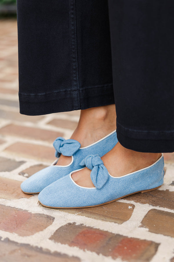 Shu Shop: Feels Effortless Blue Flats