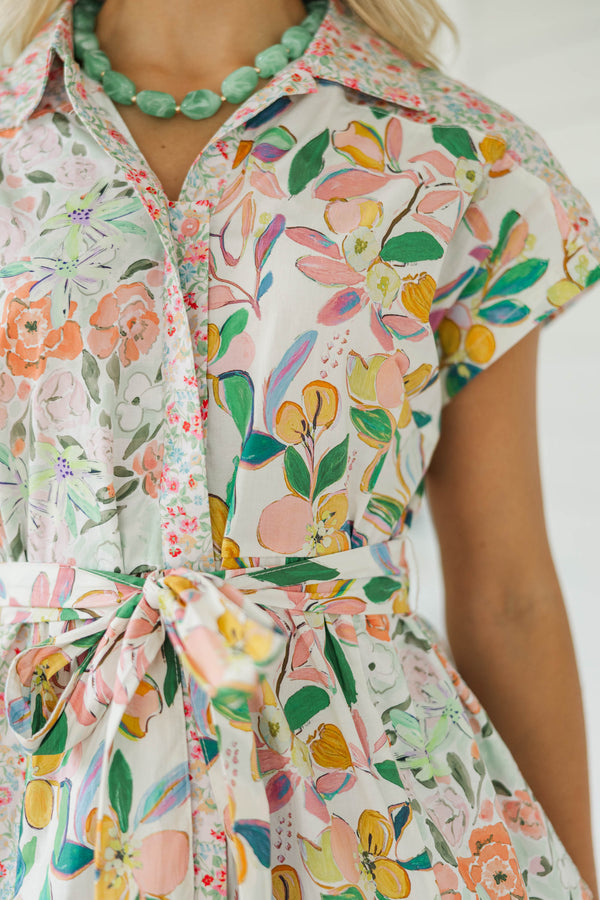 Good Things Only Coral Floral Blouse