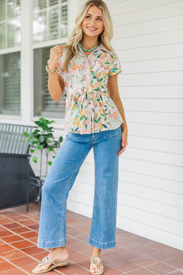 Good Things Only Coral Floral Blouse