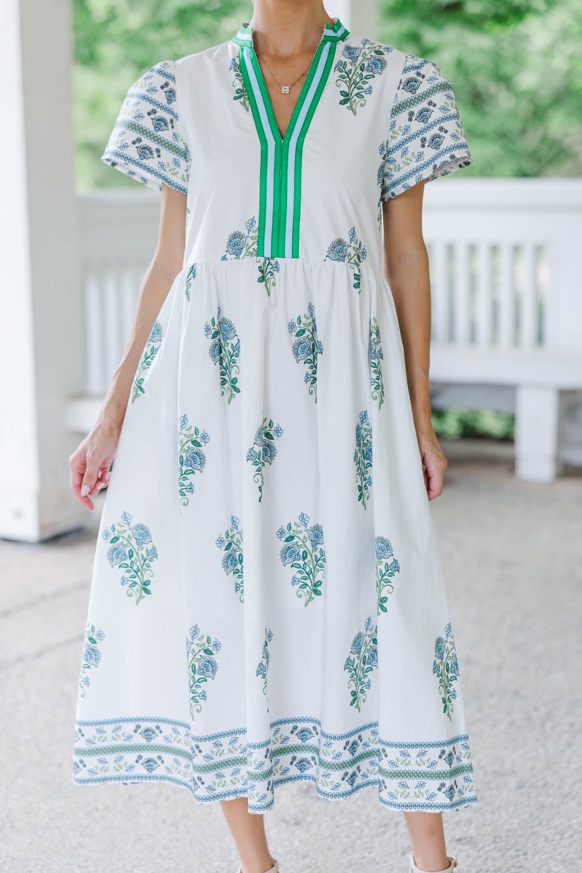 At The Ready White Medallion Midi Dress – Shop the Mint