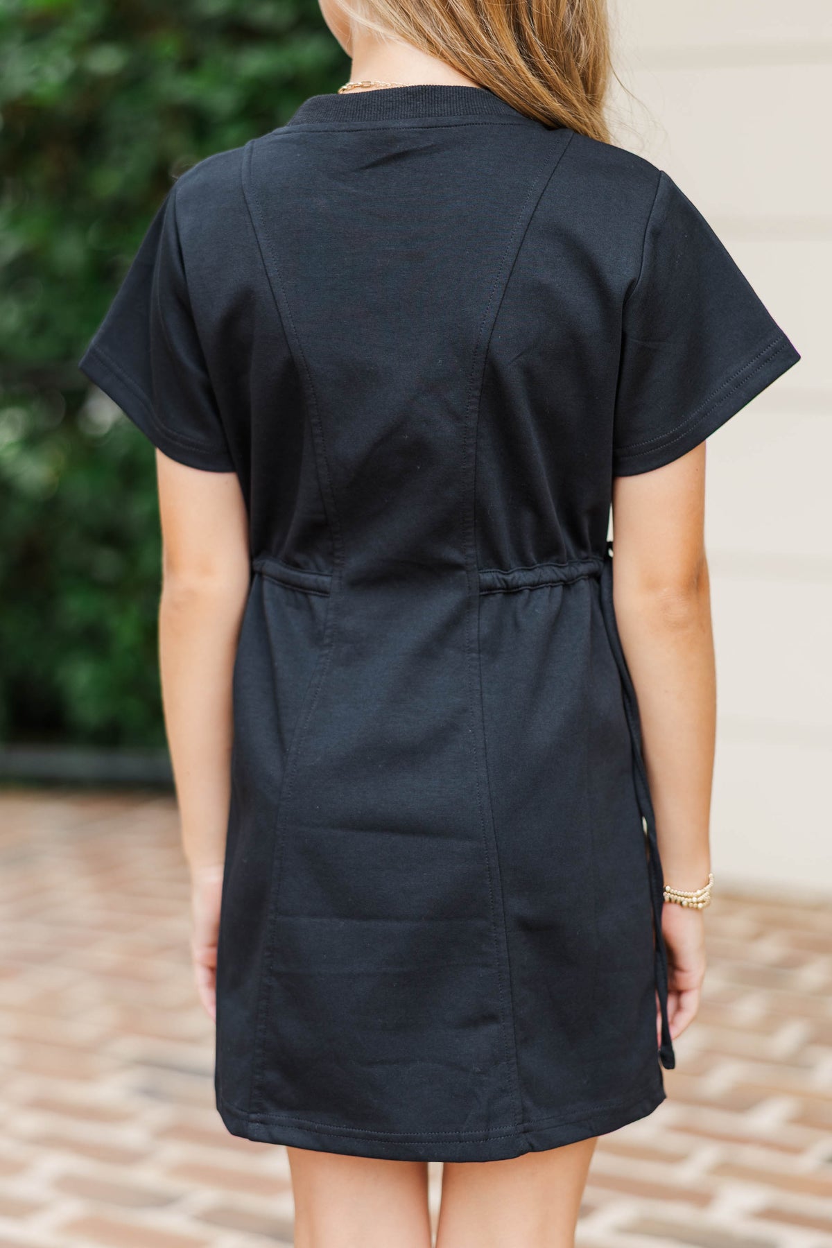 short sleeve black tie dress Girls: Soft & Simple Waist Shirt – Shop the Mint Designed in a black SCH002619_B_XL Classy Wiggle Dress (Black Color:Black/Rose Gold