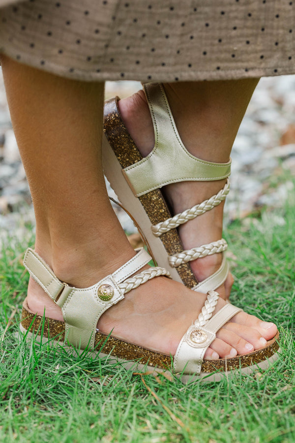 Girls: City Sweetheart Gold Sandals