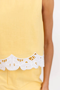 Freely Flowing Yellow Tank