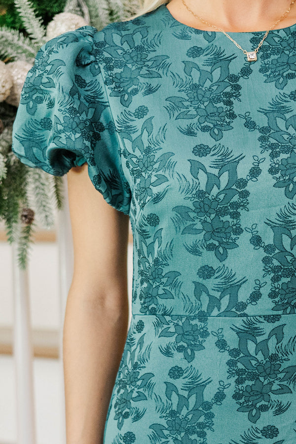 Focus On Me Emerald Textured Bubble Hem Maxi Dress