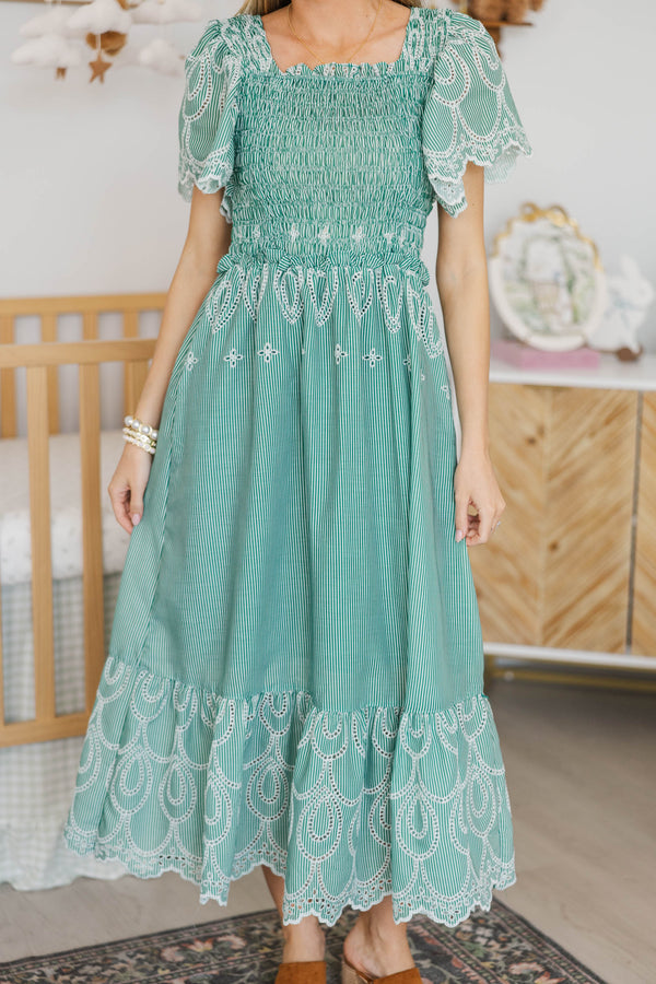 NURSING COLLECTION: Worth Noting Emerald Embroidered Midi Dress