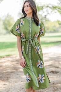 THML: Style Notes Green Floral Midi Dress