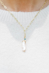 Golden Touch Pearl Necklace