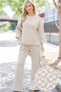 The Good Mood Cream Medallion Textured Set