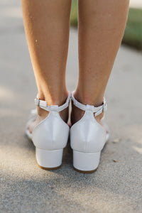 Girls: The Lyla Ivory Bow Sandals