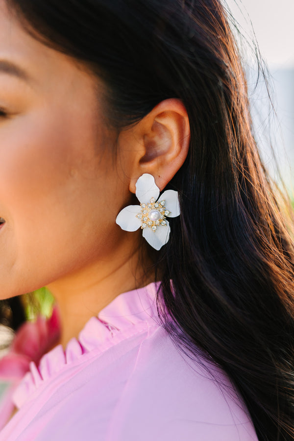 Do Your Part Ivory White Flower Earrings