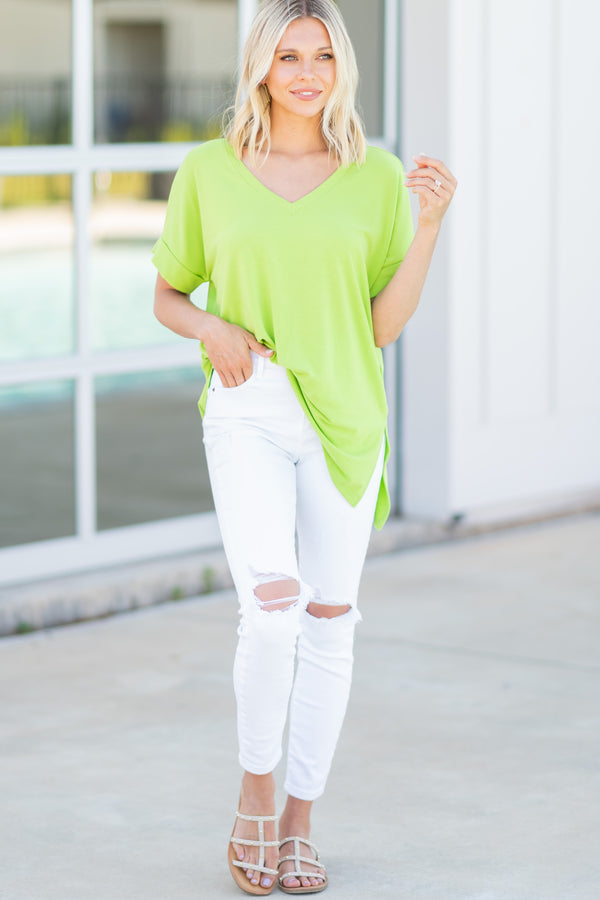 bright v-neck tee