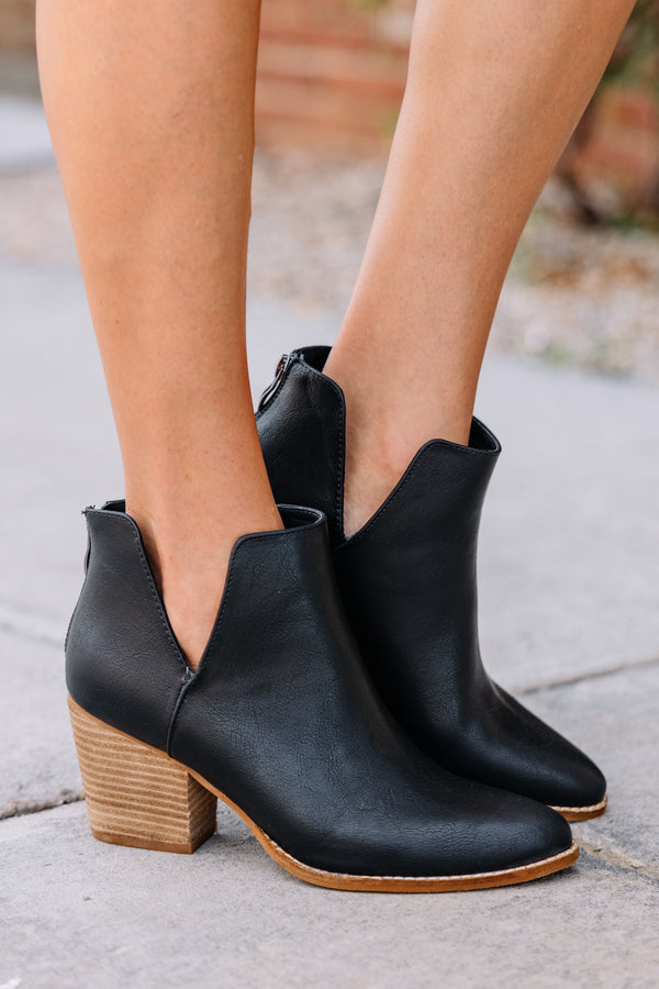 A Moment In Time Black Booties