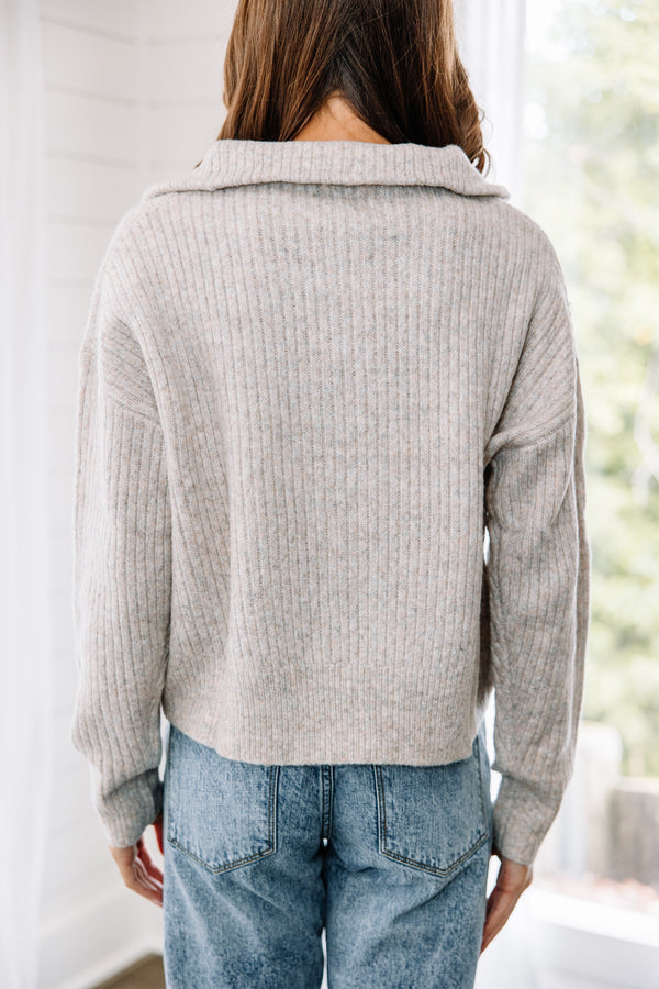 gray ribbed sweater