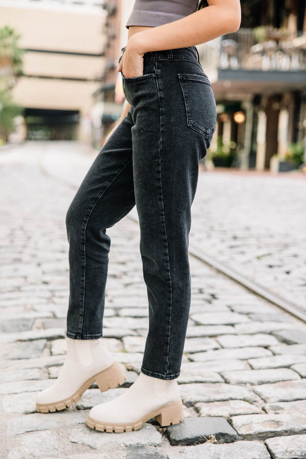 Walk This Way Black High Rise Mom Jeans – Shop the Mint