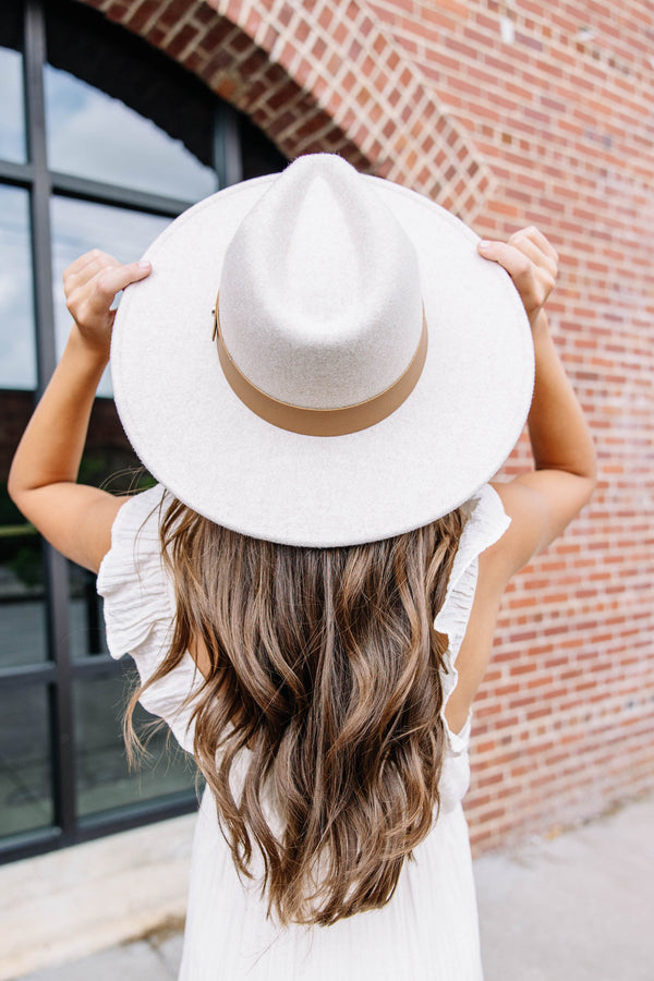 trendy felt wide brim hat