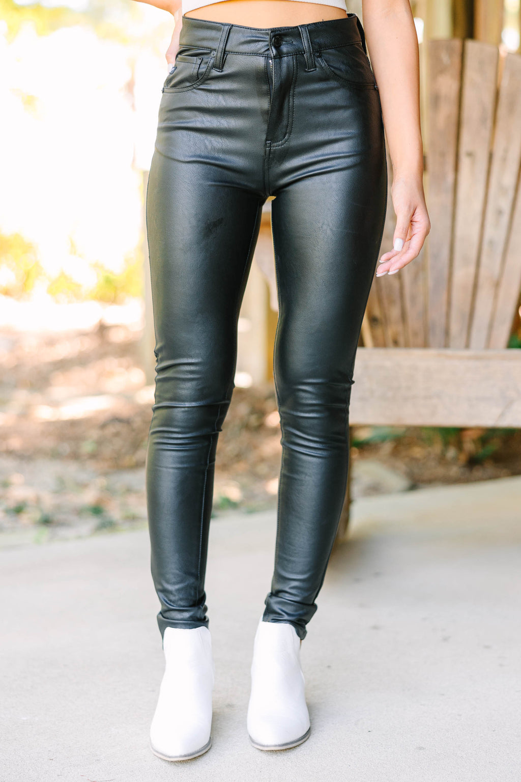 Leather pants –