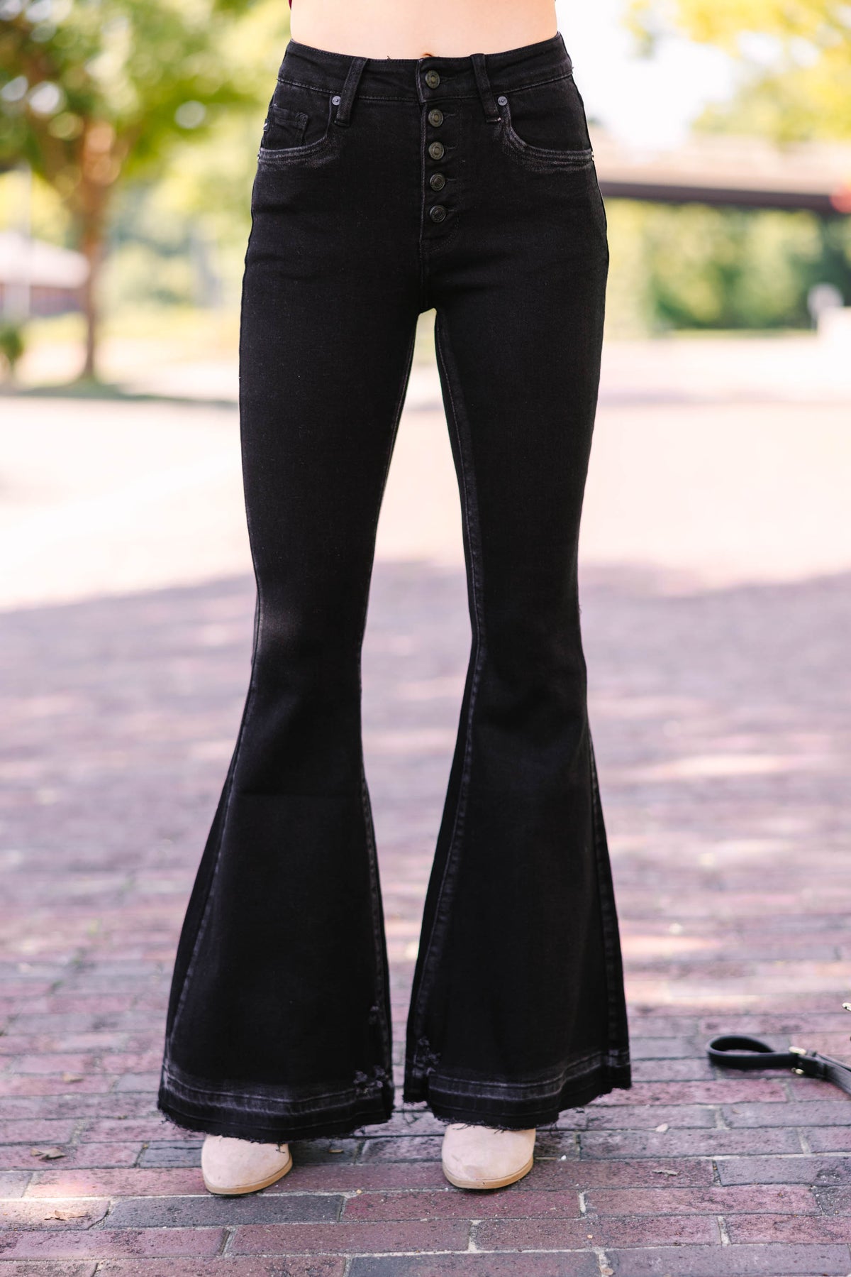 KanCan Black High Rise Stretchy Jean Shorts