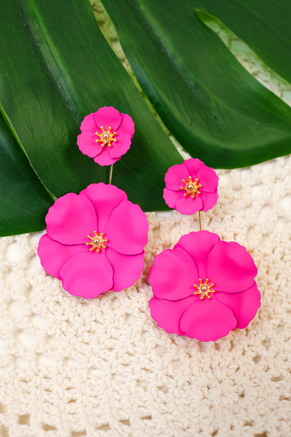 In Your Sights Fuchsia Pink Earrings