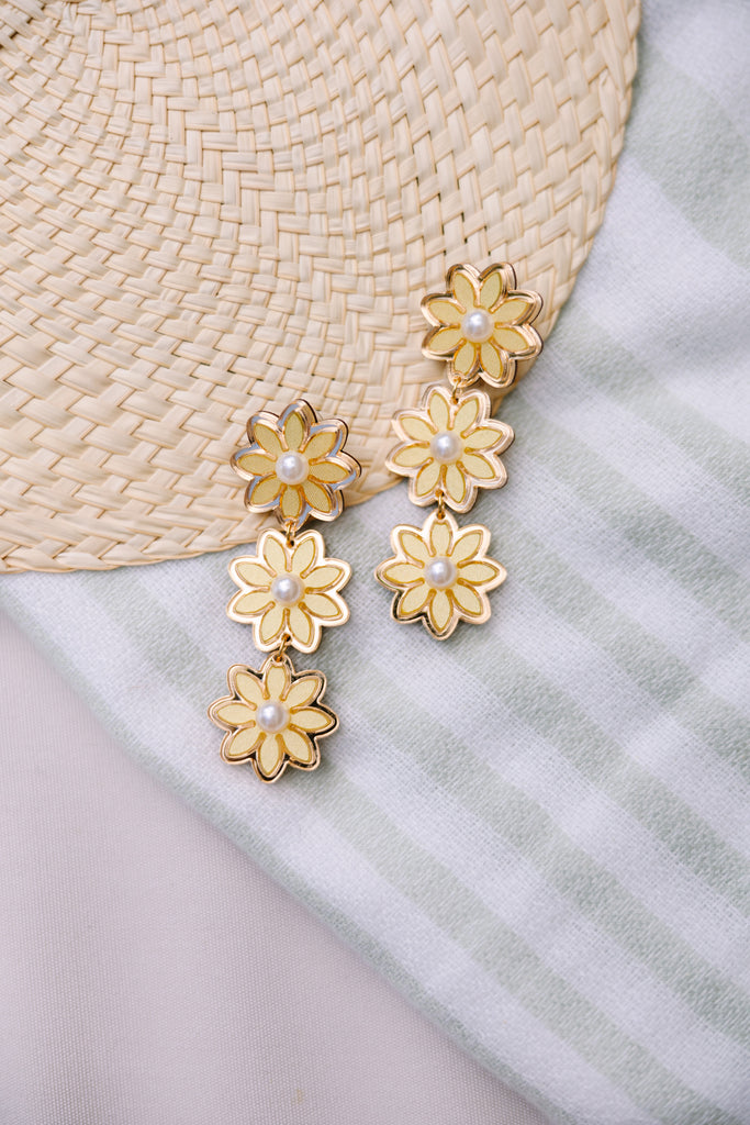 Living In Florals Yellow Daisy Earrings – Shop the Mint