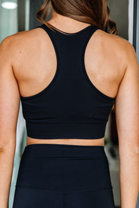 black sports bra and leggings set