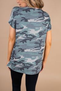 round neckline, short sleeves, camo print, top, casual, trendy, classic fit