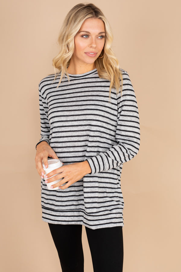 tunic, striped tunic, black, round neckline, long sleeves, striped print, comfy, casual 