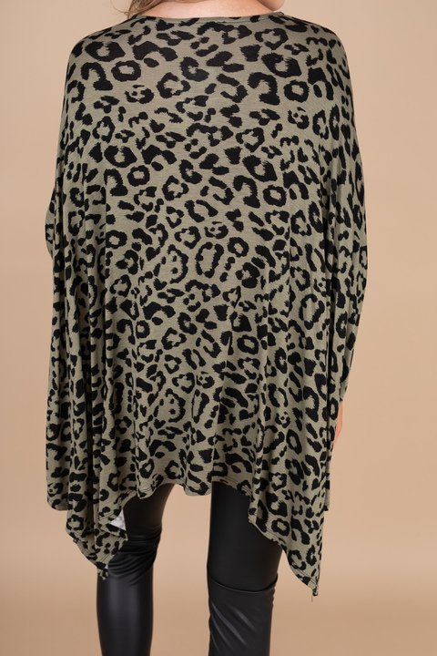 leopard poncho, poncho, green poncho, green, 3/4 sleeves, round neckline, shark bite hem, leopard print, comfy, flowy, bold