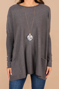 tunic, gray tunic, round neckline, long sleeves, pockets, button details, versatile, generous fit, comfy 