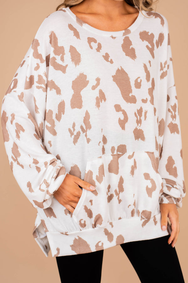 top, bubble sleeves, animal print, wide neckline, kangaroo pocket, brown, comfy