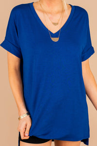 navy blue, v-neck top, v-neckline, top, short cuffed sleeves, casual, generous fit