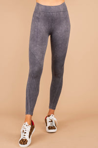 high banded waistline, stretchy fabric, soft, gray, legging, ribbed leggings