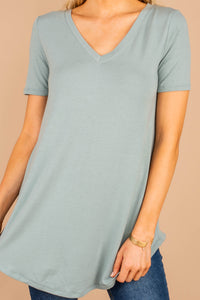 top, short sleeves, v-neckline, v-neck tee, tee, light, comfy, casual 