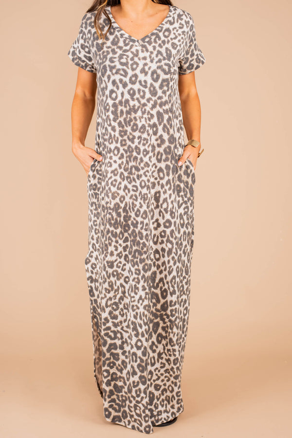 leopard print, maxi dress, dress, short sleeves, v-neckline, mocha brown, leopard maxi dress 