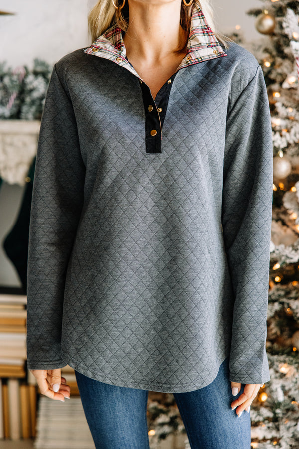 gray quilted pullover