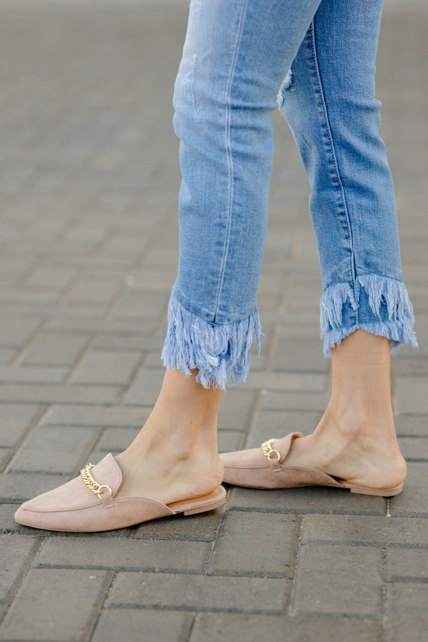 chain detail solid mules