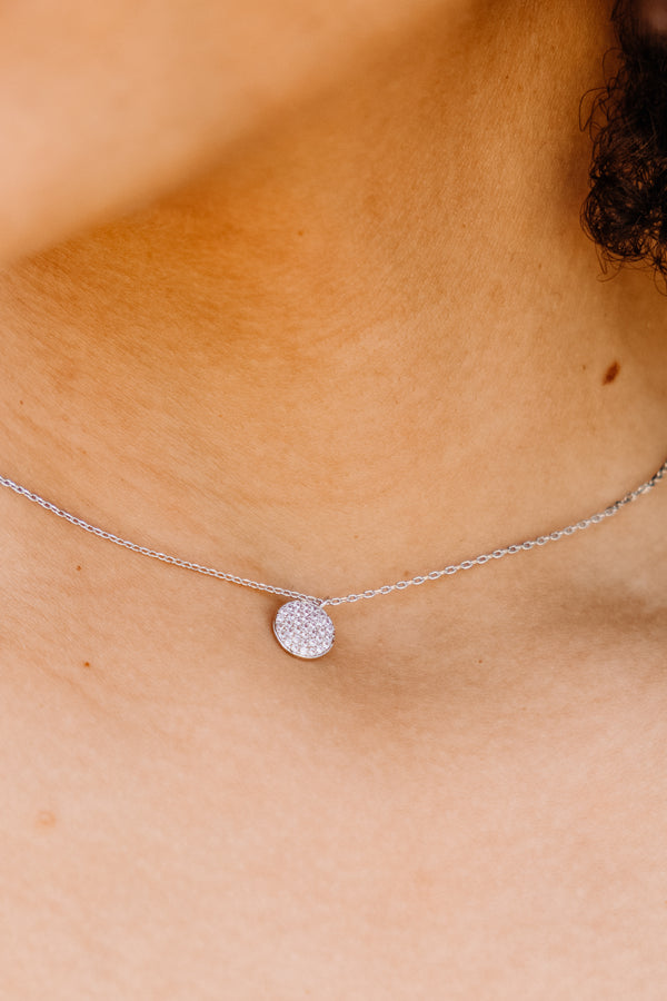 simple silver pendant necklace