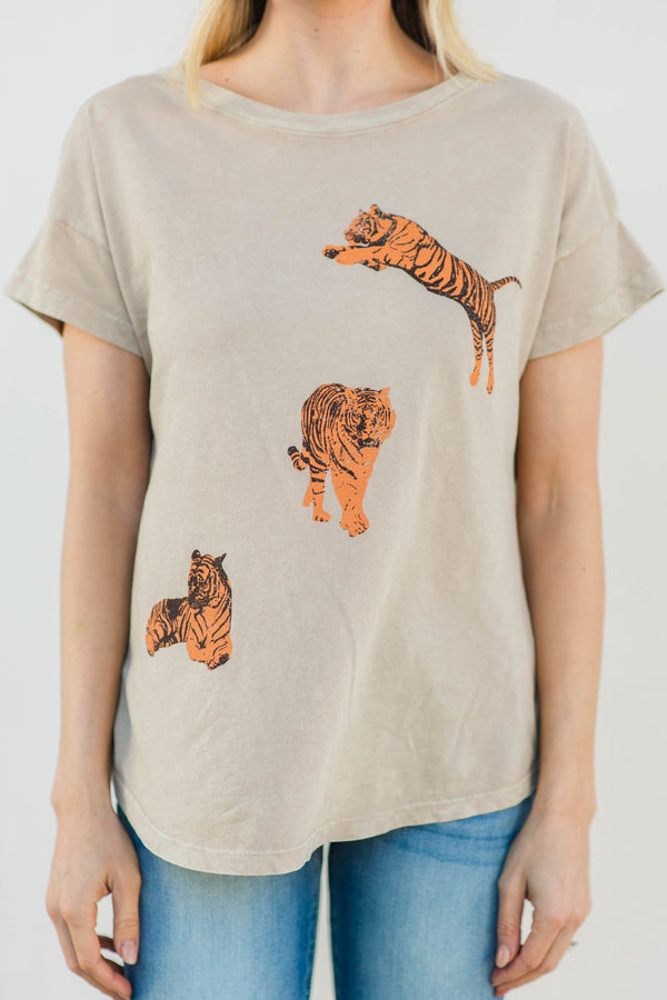 tiger graphic tee